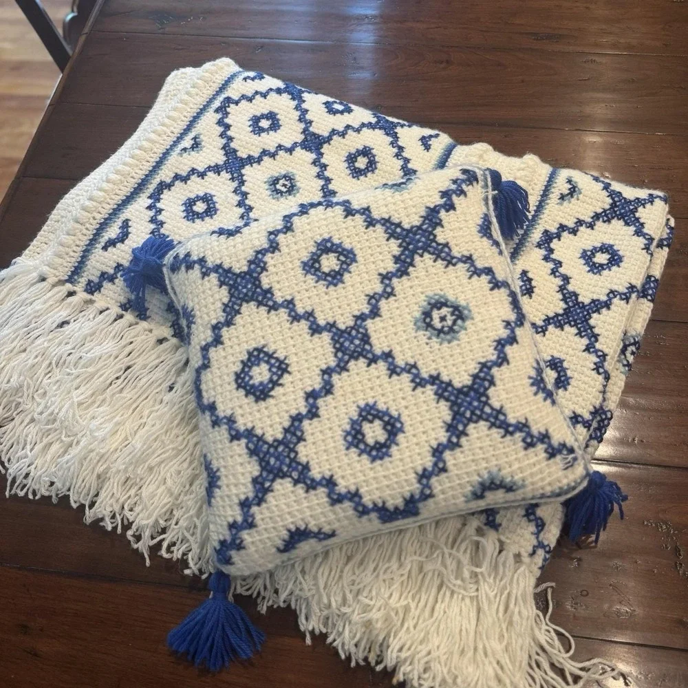 Vintage Handmade Crochet Afghan Throw & Matching Pillow Blue White Charleston
